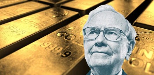 Bilionář Warren Buffett prodává akcie a nakupuje zlato! Přejde i na Bitcoin?